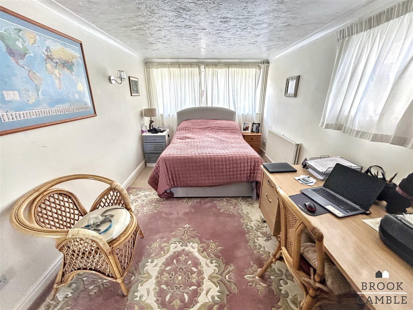 4 Bedroom Chalet - Detached. Pashley Road in Eastbourne,  16